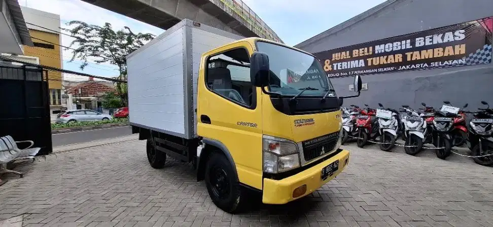 Mitsubishi Colt Diesel FE 71 110PS 4R Box Alumunium - 2017
siap pakai