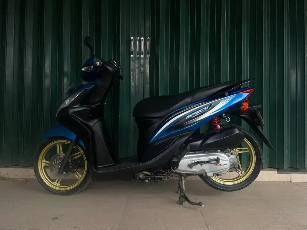 Spacy 2011 Karbulator Surat Lengkap Pajak Hidup Kondisi Siap Pakai BJB