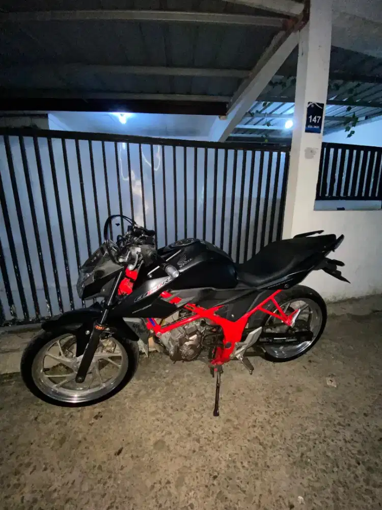 CB150R NEW 2017 SS LENGKAP