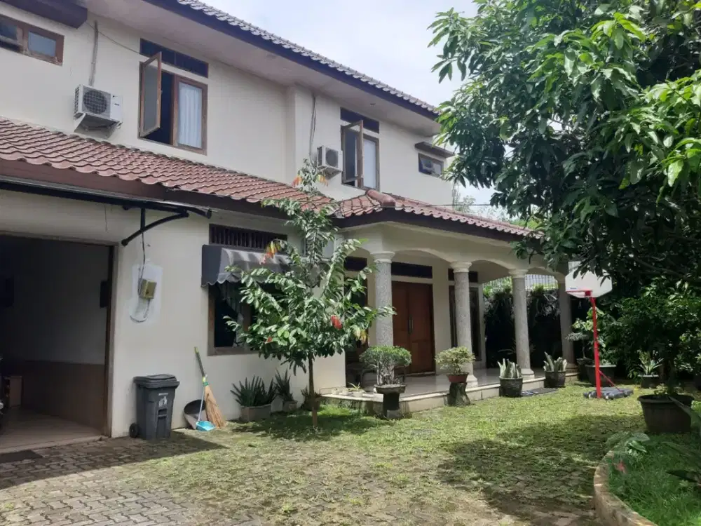 DIJUAL VILLA HOUSE GOLF VIEW PANGKALAN JATI CINERE DEPOK