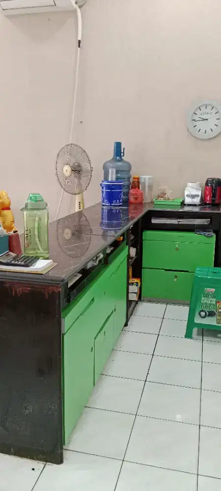 Meja bartender multifungsi