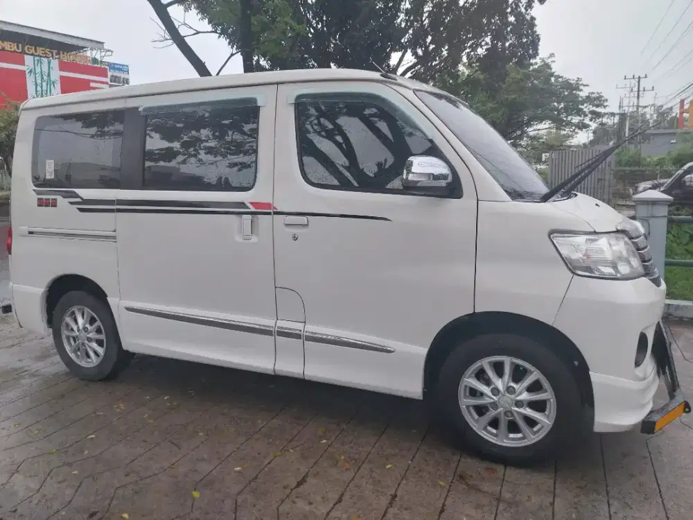 Daihatsu Luxio Tipe X 2020 Manual Putih