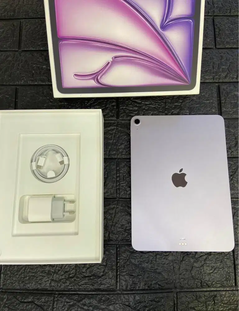 IPad Air 7 M3 (7th Generation) 512GB ibox wifi+cell garansi on oktober