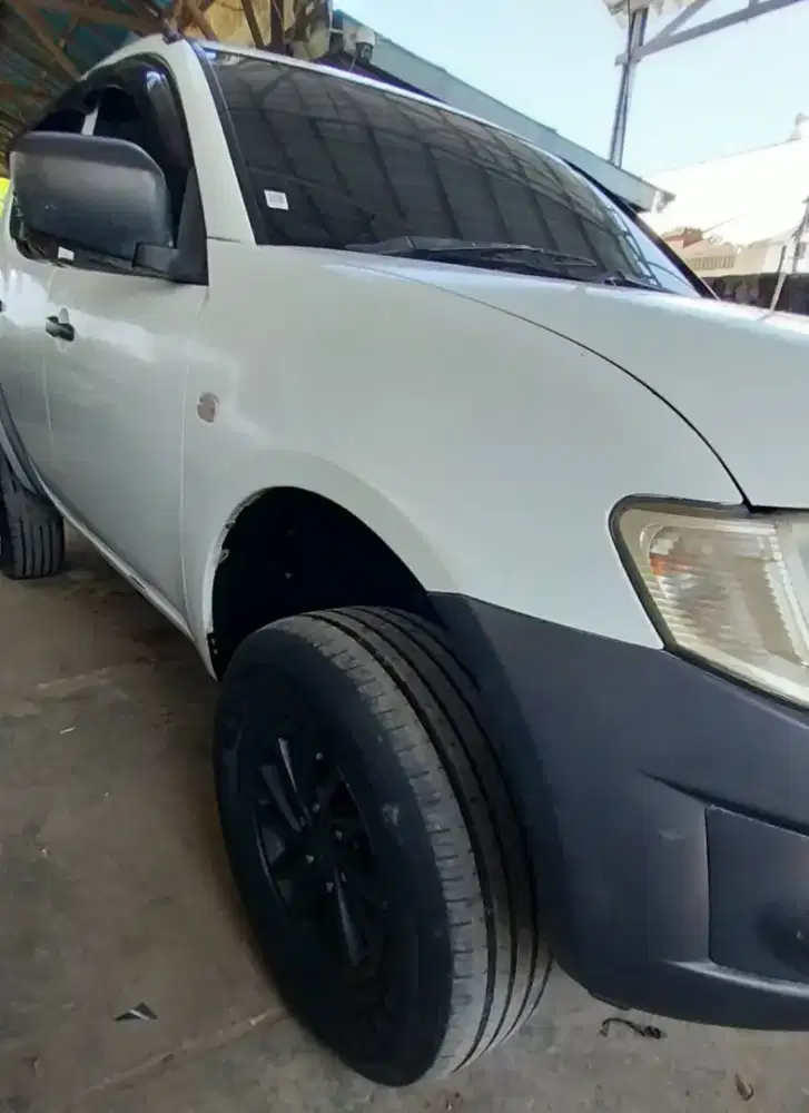 Mitsubishi Triton 2,8 cc Branstop 4#4 Nama Pribadi