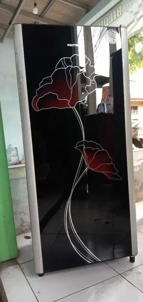 Kulkas 1pintu merek polytron belleza orisinil