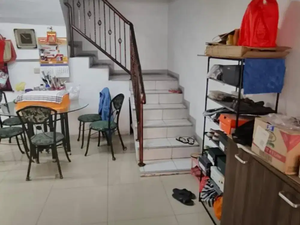 HOT LISTING DIJUAL RUMAH 2 LANTAI DI TAMAN PALEM LESTARI