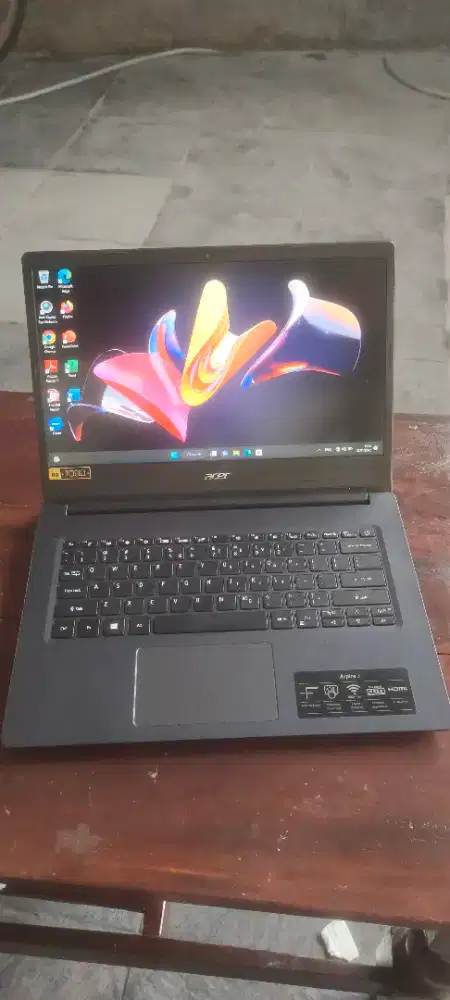 Acer Aspire AMD 3020e Ram 4GB DDR4 SSD 256GB NVME 2.1jt