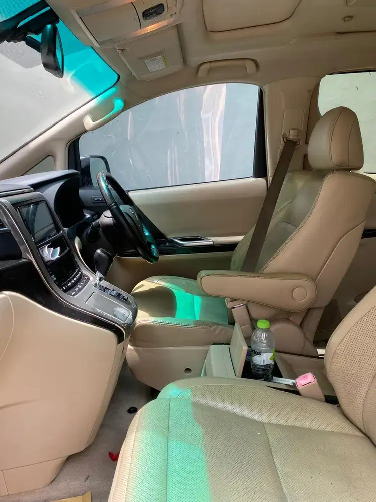 Toyota Alphard 2012 Bensin