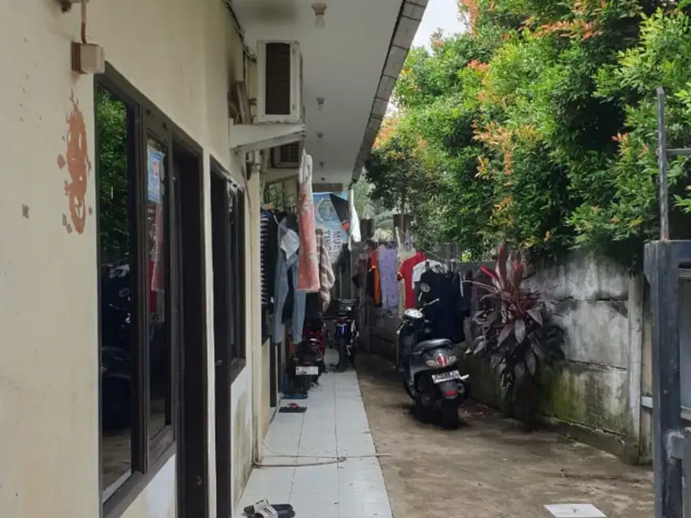 Dijual Kontrakan 6 Pintu dengan lokasi strategis di Tangerang Selatan