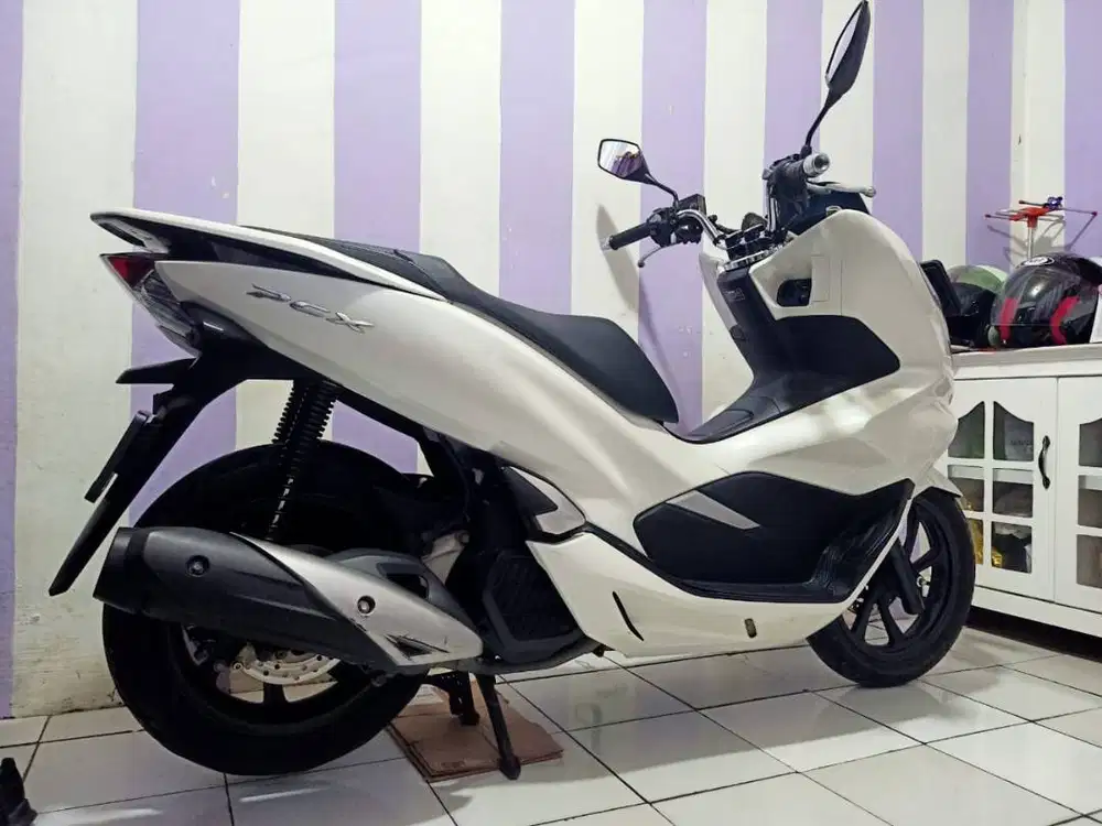 Dijual PCX 150 Putih