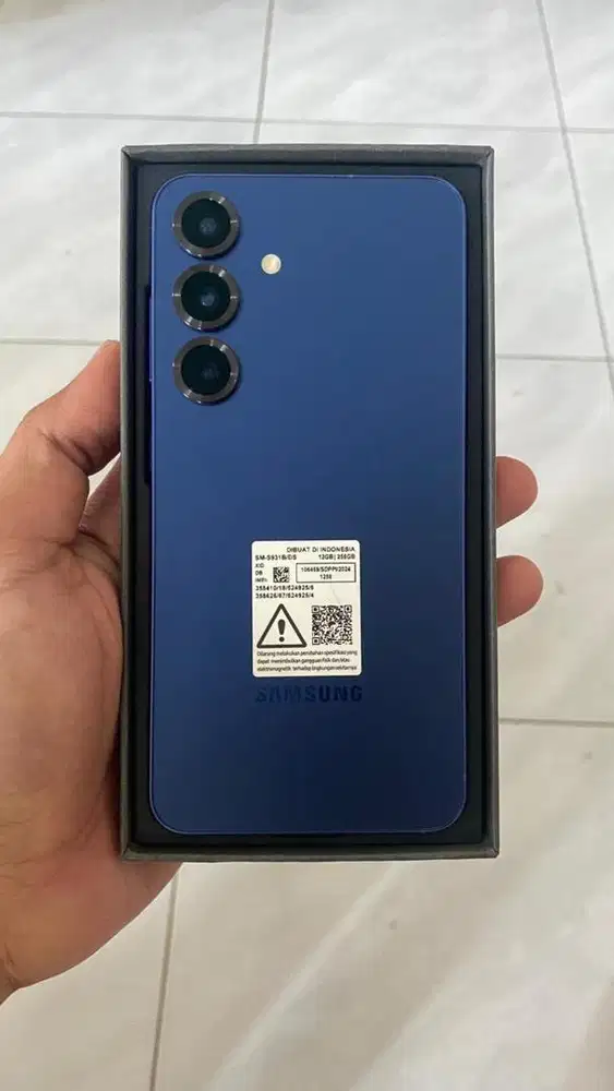 Samsung s25 12/256gb sein