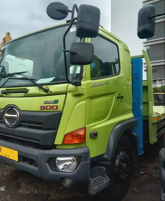Dijual Self Loader Truck Hino 500 FM280JW Tahun 2022