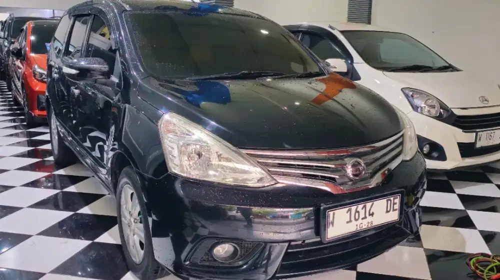 GRAND LIVINA XV 1.5 2018 MATIC!!