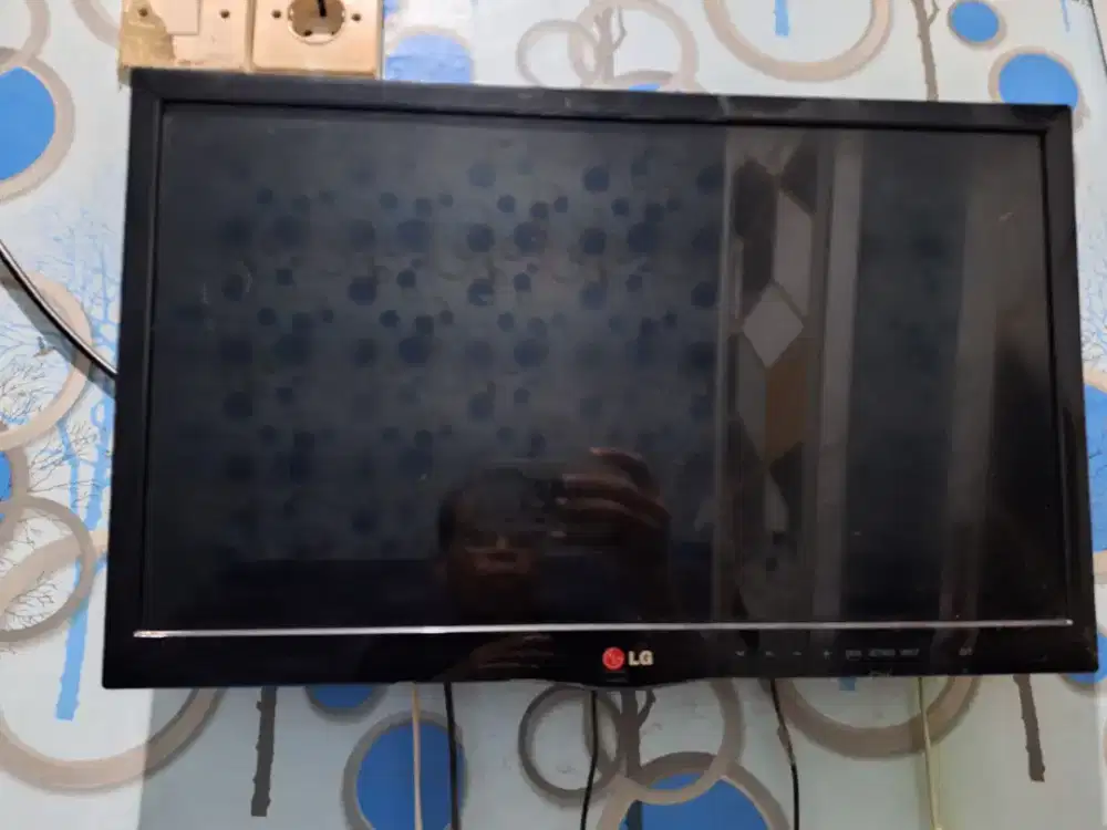 TV Warna LG 22 Inch