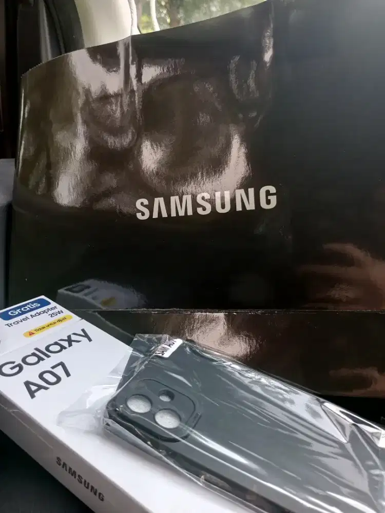 SAMSUNG GALAXY A07 (Ram 8/256 GB) HITAM
