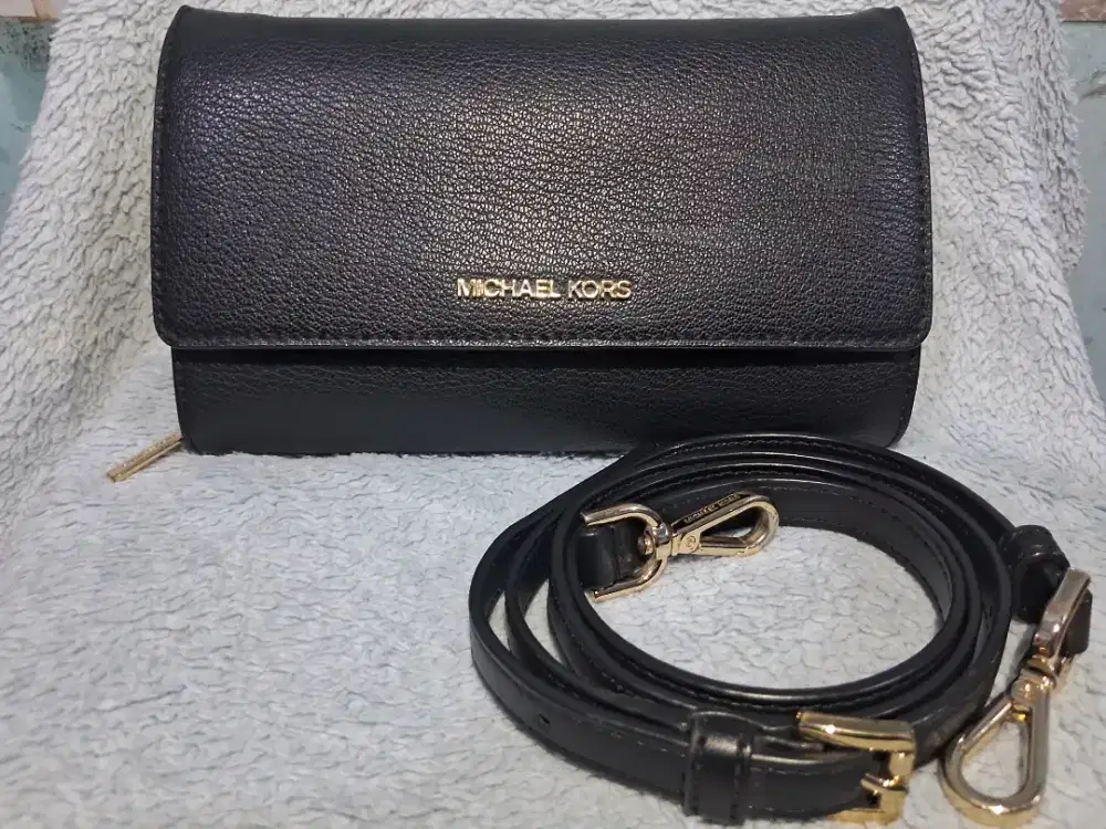 Di jual cepat Tas MICHAEL KORS