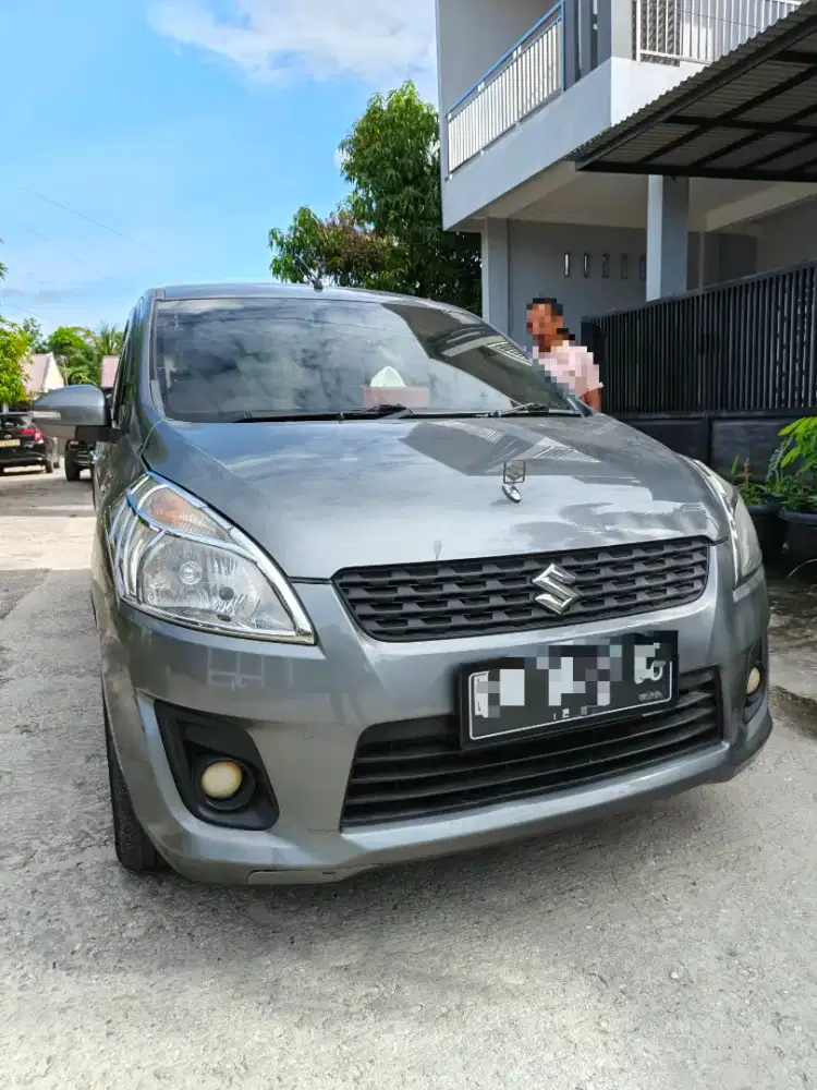 Suzuki Ertiga GL Bensin-MT 2012