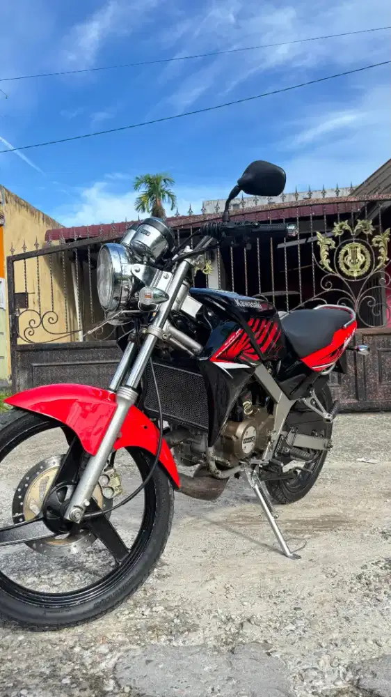 kawasaki ninja ss (asli ss) tahun 2012