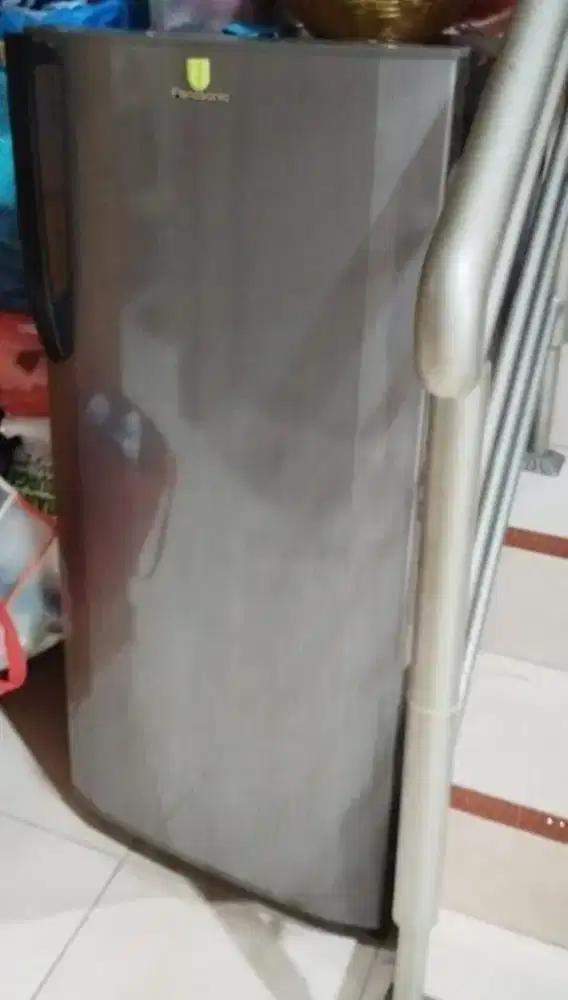 Kulkas 1 pintu panasonic