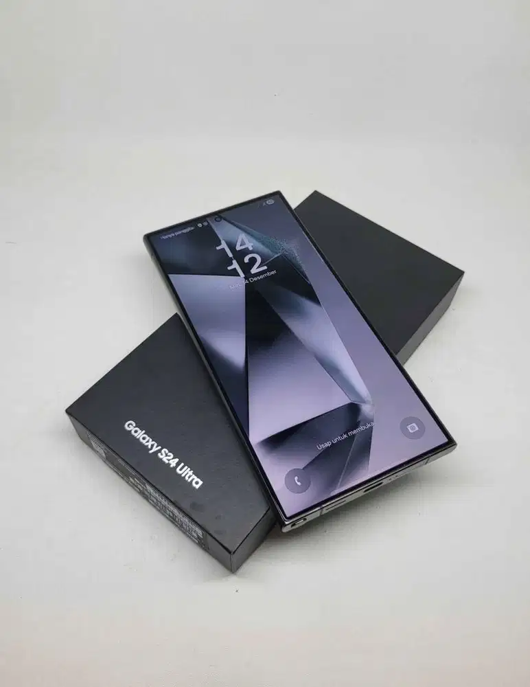 Samsung s24 ultra 256gb resmi sein seperti baru mulus pol tanpa dent