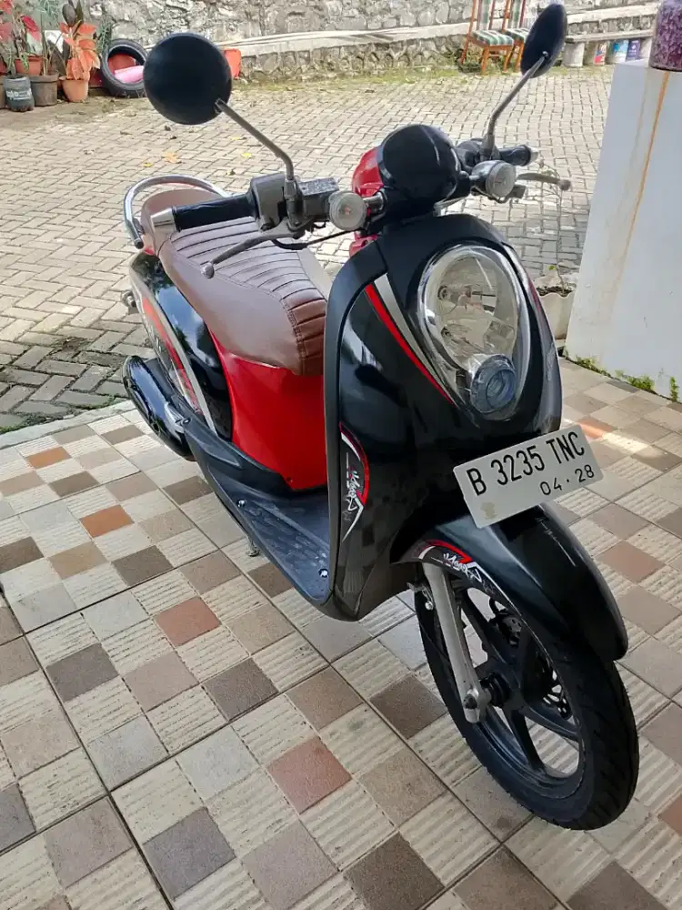 Jual Honda Scoopy 2013
