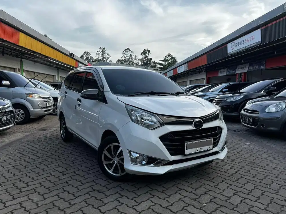 DP 5 JT!!! Daihatsu Sigra R Deluxe At 2018