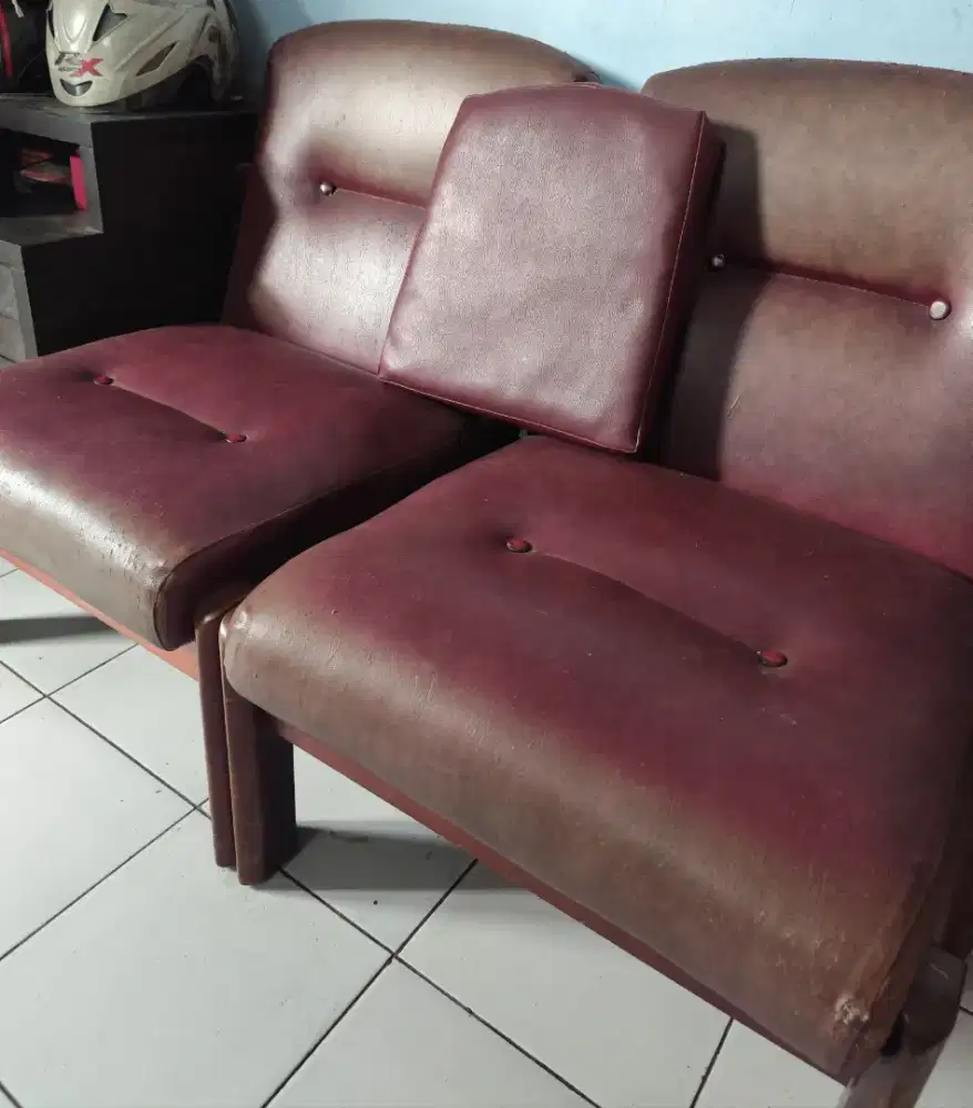 Set Kursi Meja ruang tamu 5 kursi+1 meja