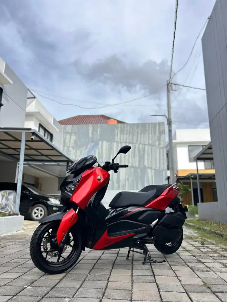 Yamaha Xmax 2025 (Seperti Baru)