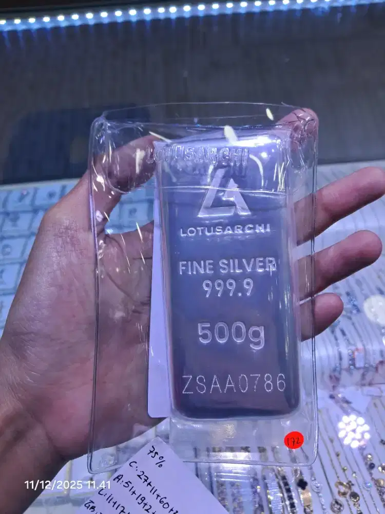 Perak batangan lotus archi