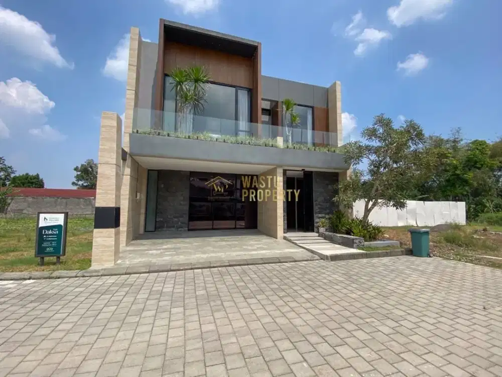 RUMAH 2 LANTAI MEWAH DEKAT SLEMAN CITY HALL & KAMPUS TERNAMA