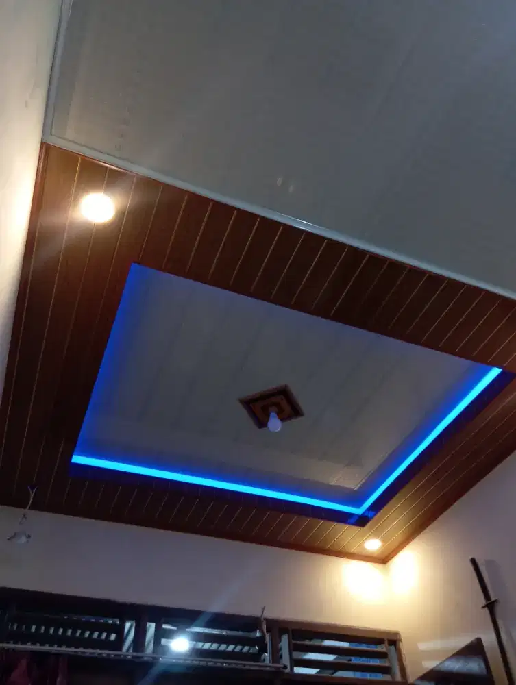 Distributor plafon PVC