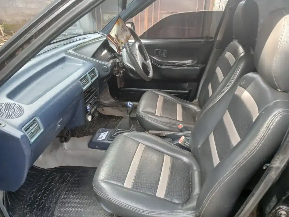 Daihatsu charade cx 1000 cc bisa tt motor