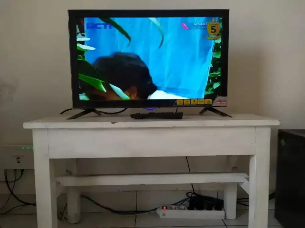 Tv plus meja kayu jati