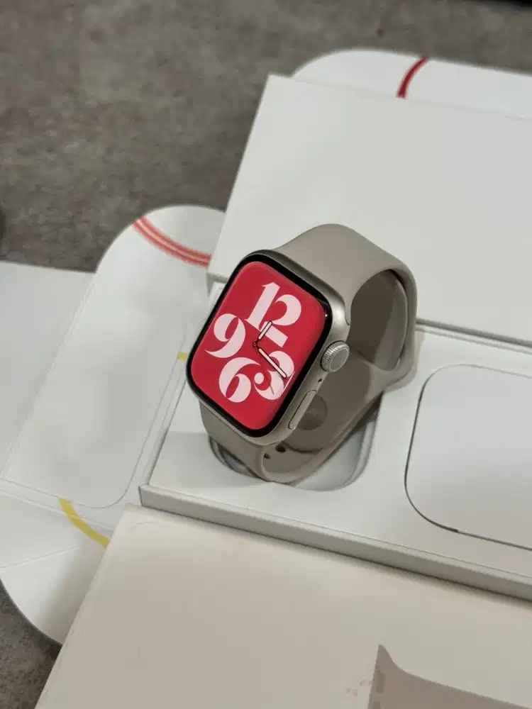 Apple Watch Series 7 41mm Starlight FULLSET LIKE NEW