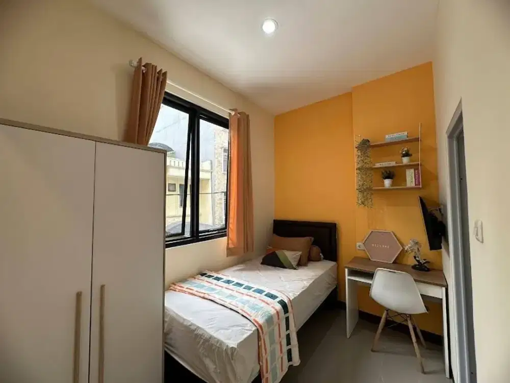 Kost Dijual ROI 11 Persen Sudah Terisi Full Di Jembatan Lima dekat Grogol Gajah Mada Jakarta Barat