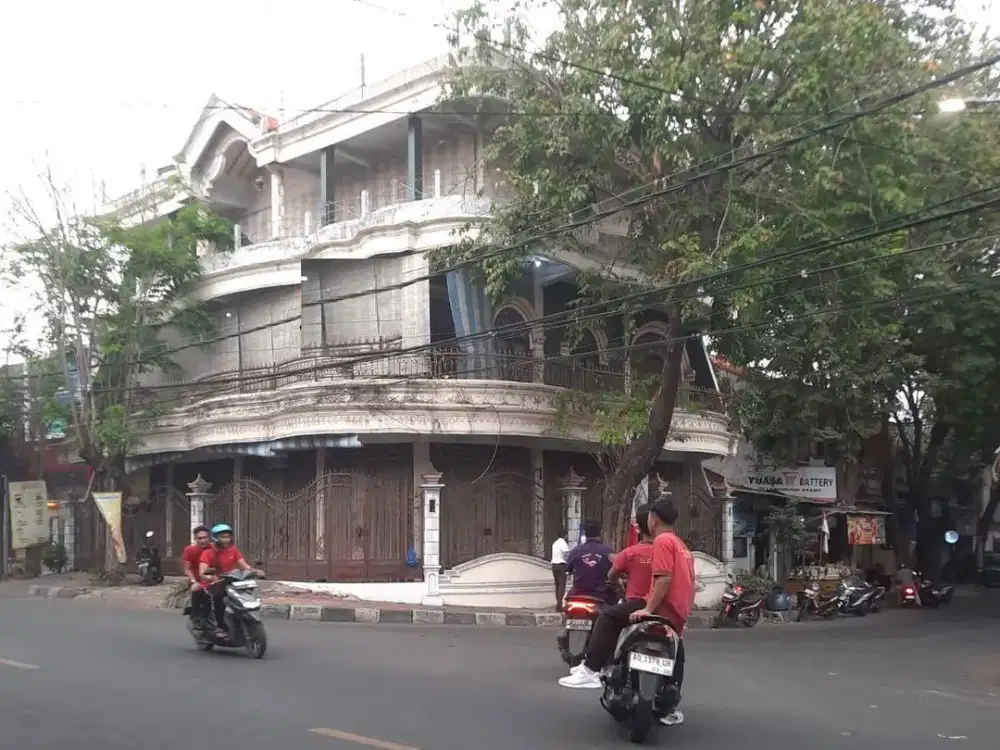 Ruko Di Jl Usman Sabar Gresik Pusat Strategis Hook Jalan Raya