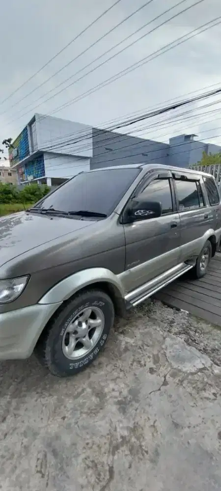 Isuzu Panther Touring Tangan Pertama Dari Baru