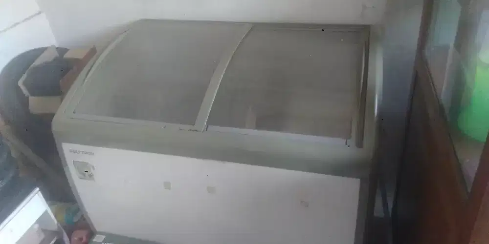 Freezer 300L istimewa