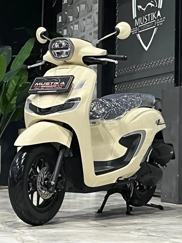 Stok Terbatas!!Honda Stylo 160 CBS th 2024 - Ayu Mustika