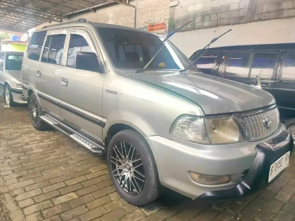 Toyota kijang kapsul LX new model th2003