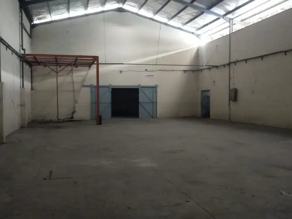 Gudang di Pergudangan Lokasi Strategis Multiguna Alam Sutera