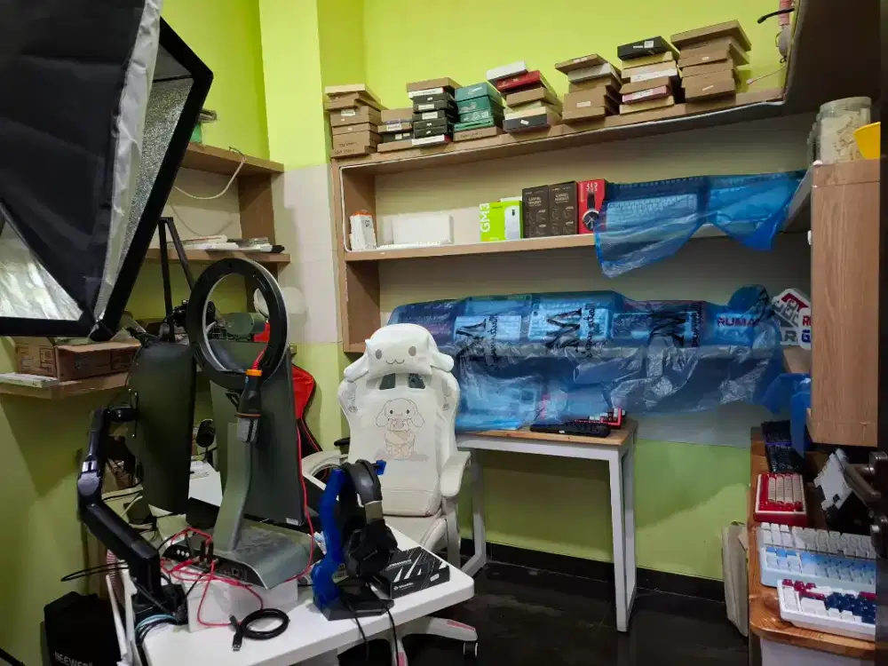 Dibutuhkan Konten Kreator, Tukang packing, dan Teknisi