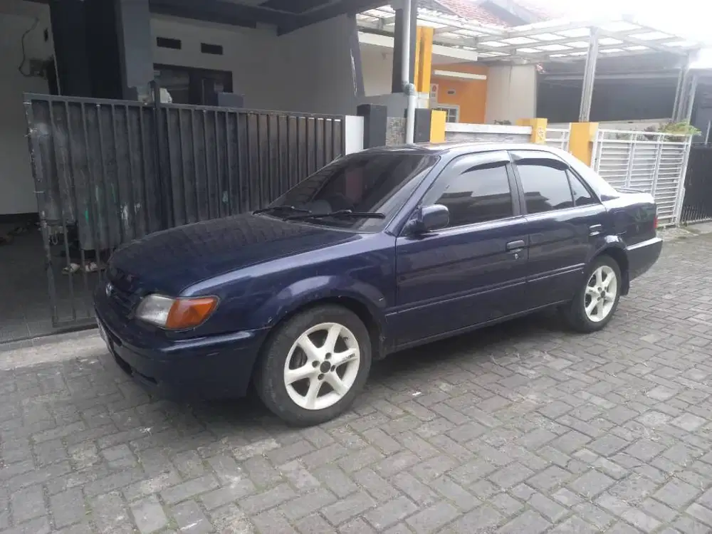 JUAL CEPAT!  Toyota Soluna GLi Manual 2000 - Kondisi Terawat!