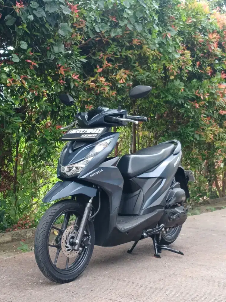 GRESS Honda New Beat Deluxe Tahun 2023 Siap Pakai