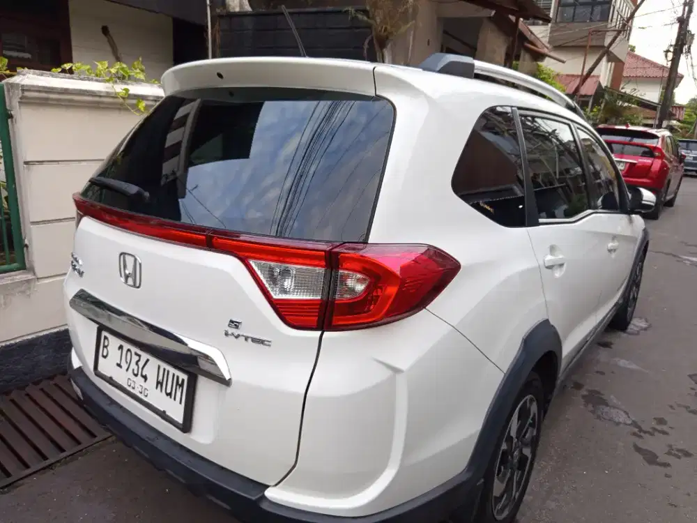 Honda brv manual 2016 pribadi low km bkn e 2017