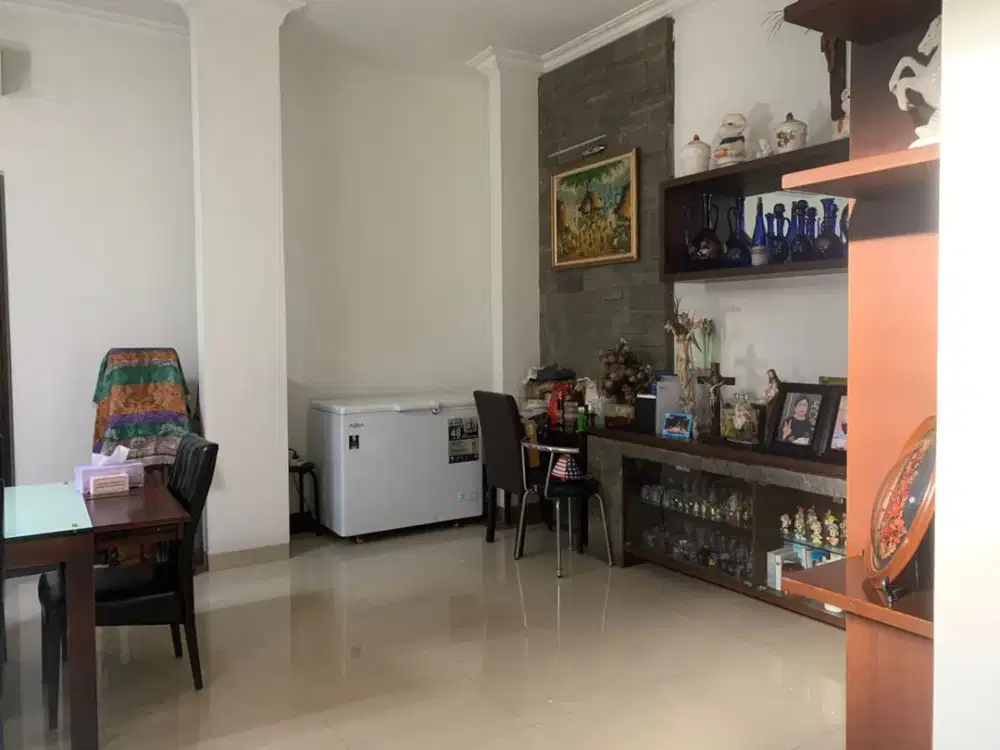 Turun Hampir 3 Miliar! Rumah Royal Gading Mansion, Posisi Hoek, Hadap Utara Timur, Luas 348m2