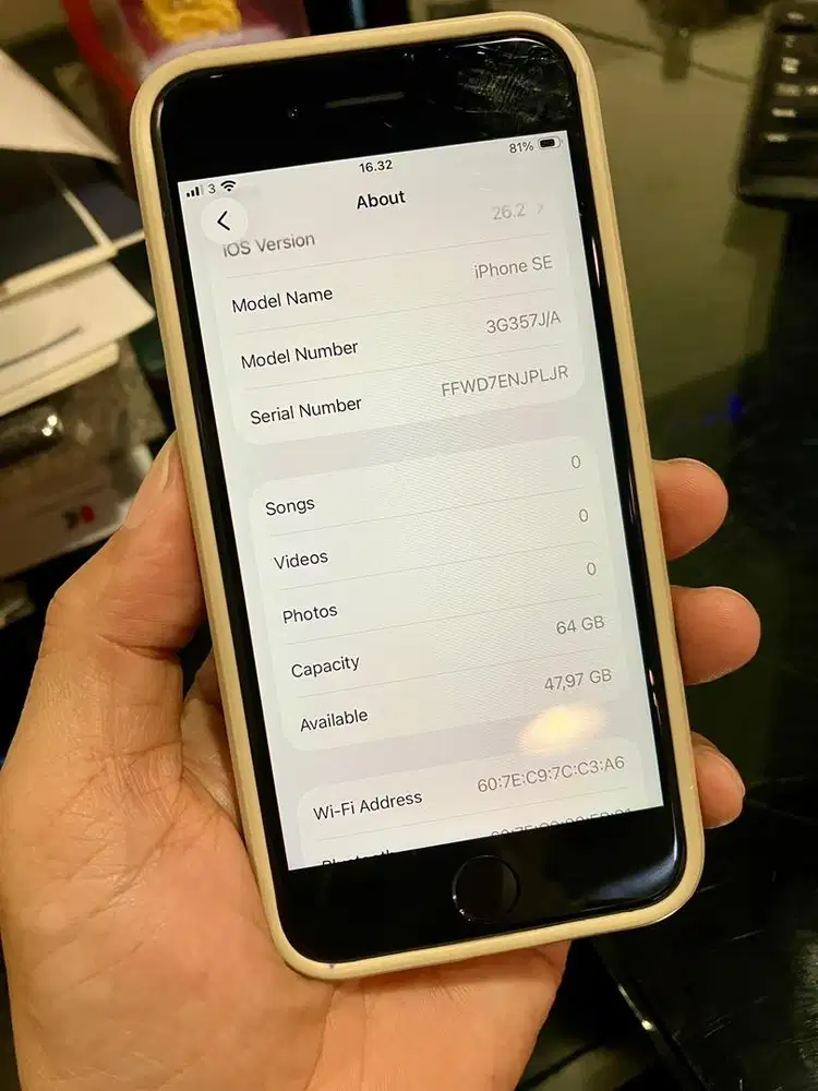 iphone SE 2020 gen2 64gb