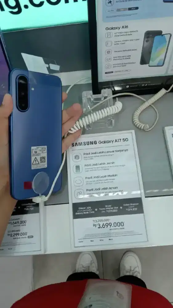 PROMO SAMSUNG GALAXY TRIPEL ZERO DI HOMECREDIT