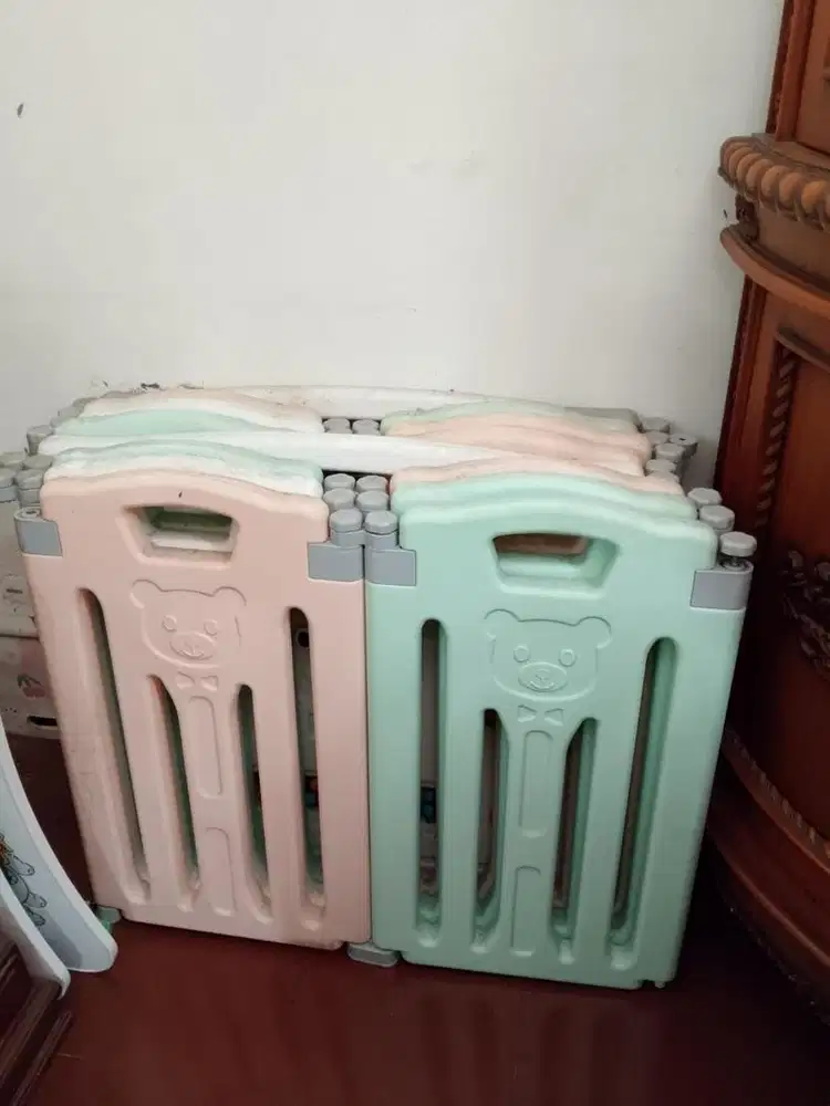 Parklon Pagar Mainan Preloved