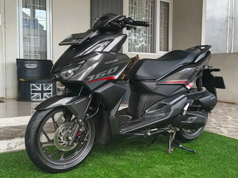 VARIO 160 CBS Tahun 2022